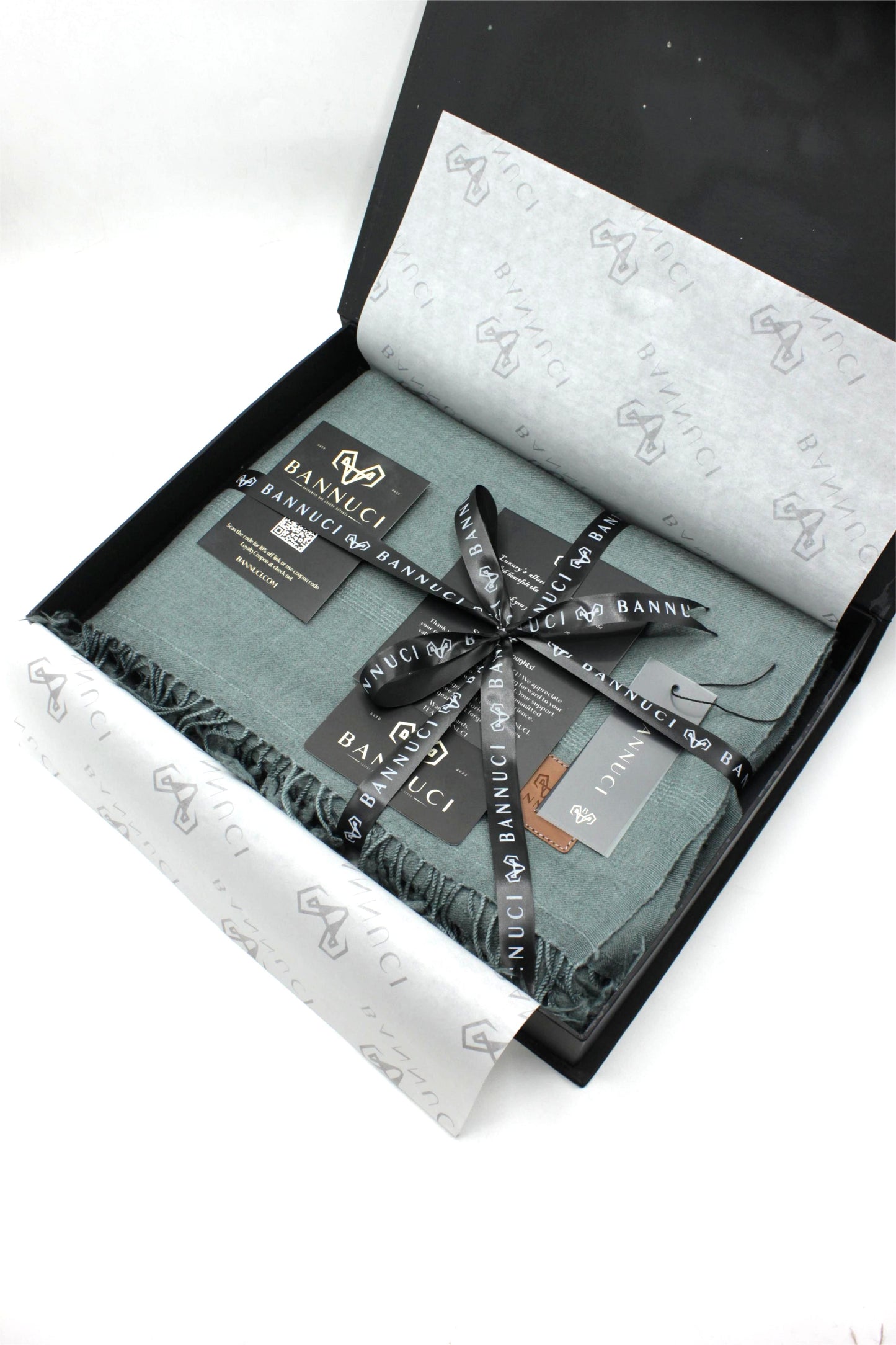 Premium Quality Single Fiber Gray Plain Pure Woolen Shawl