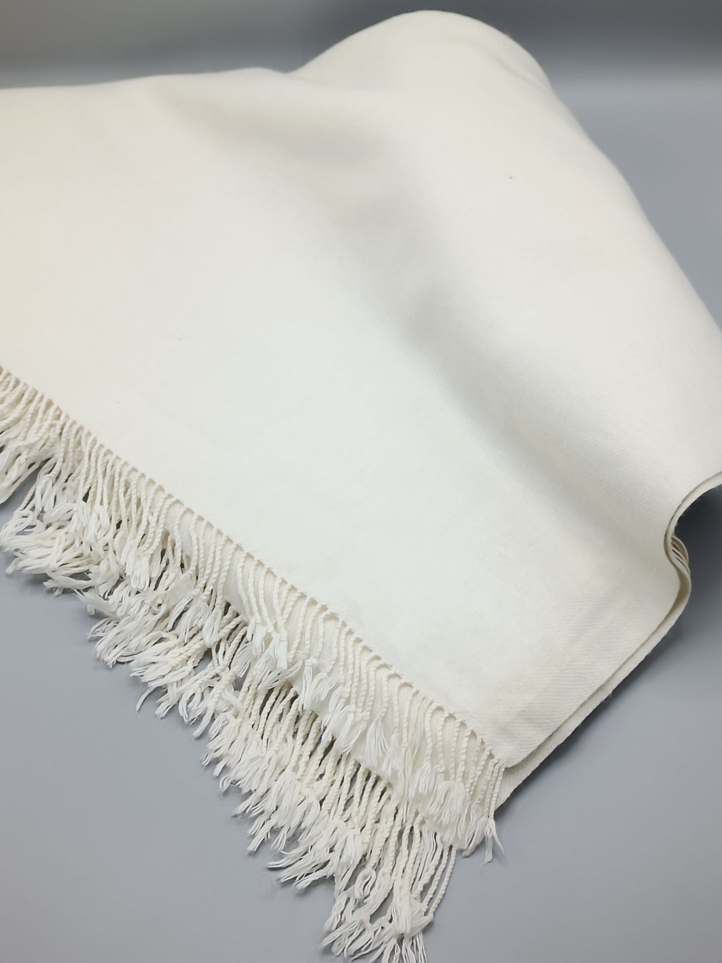 Premium Quality Off-white Woolen Blend Shawl