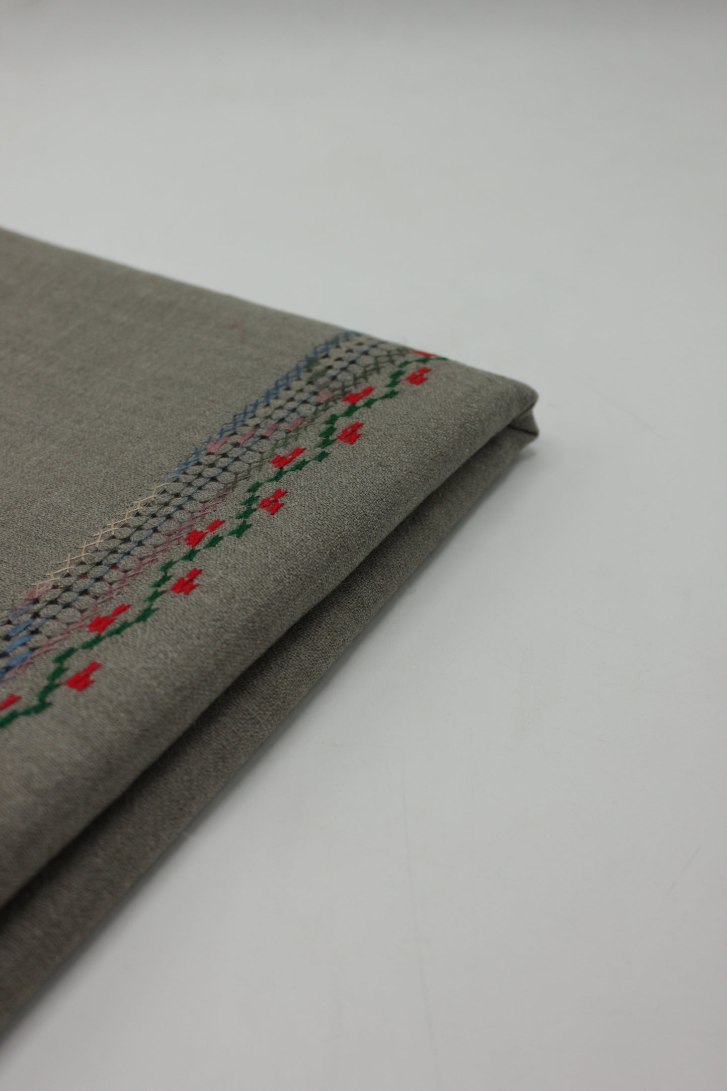 PREMIUM QUALITY LIGHT GRAY HAND  EMBROIDERY WOOLEN SHAWL FOR WOMEN