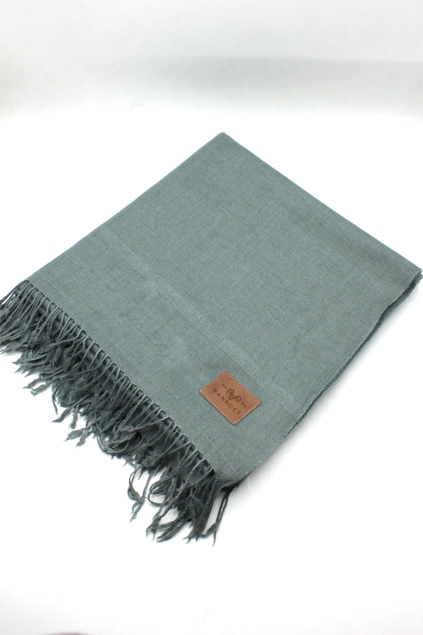 Premium Quality  Single Fiber Gray Plain Pure Woolen Shawl